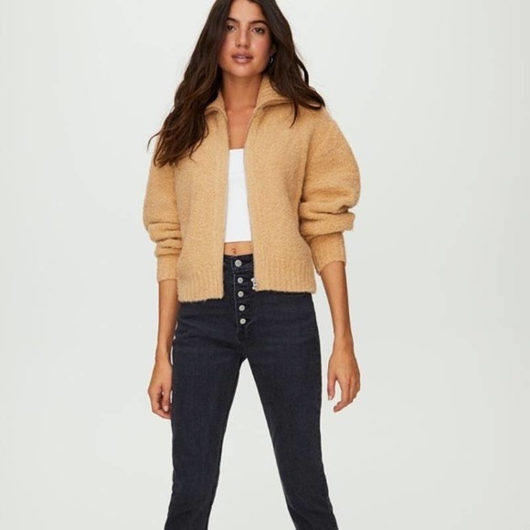 Aritzia Sweaters - Aritzia Wilfred Free Teddy oversized  Cropped Jacket size S